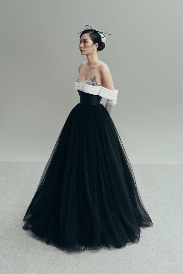 VELVET THREADS - Image 3