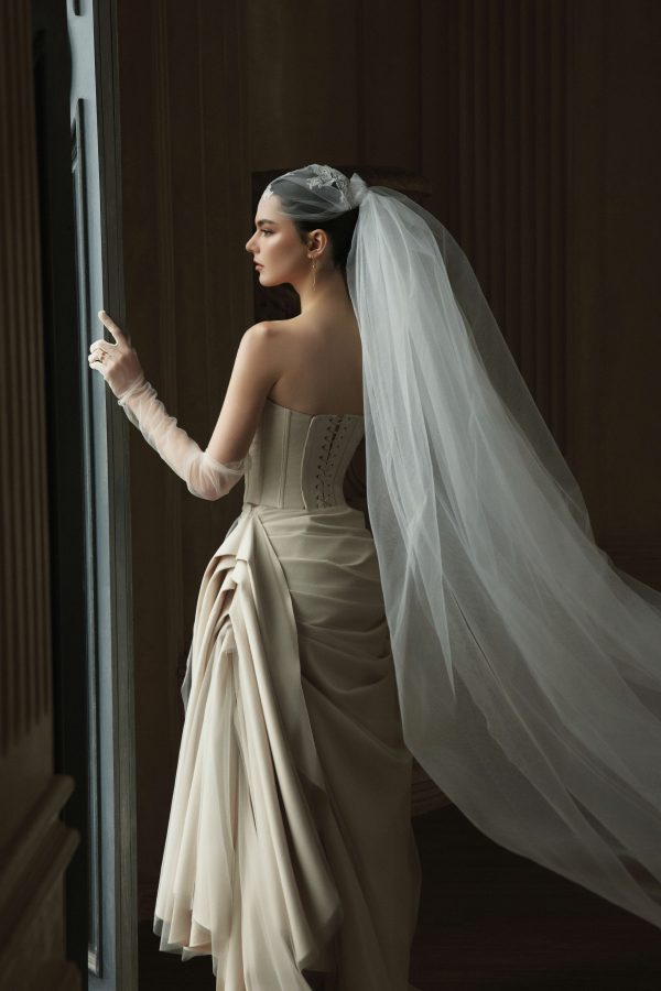 LONG HEAD-COVERING VEIL - Image 2
