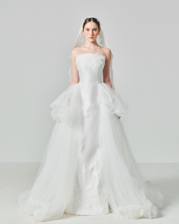 VIVIENNE LACE DRESS