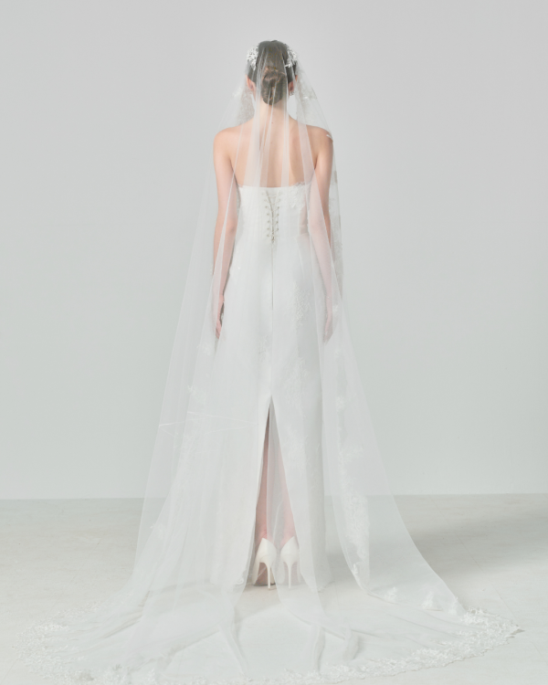 BEADED EDGE BRIDAL VEIL - Image 3