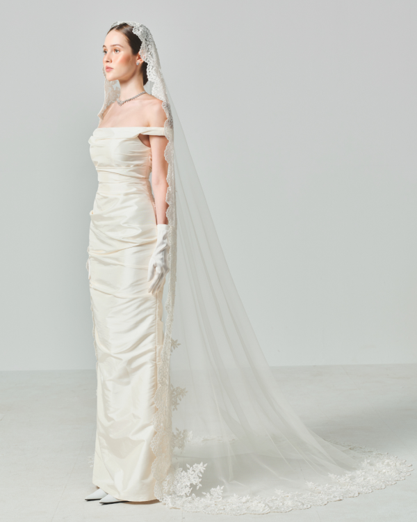 MANTILLA VEIL - Image 2