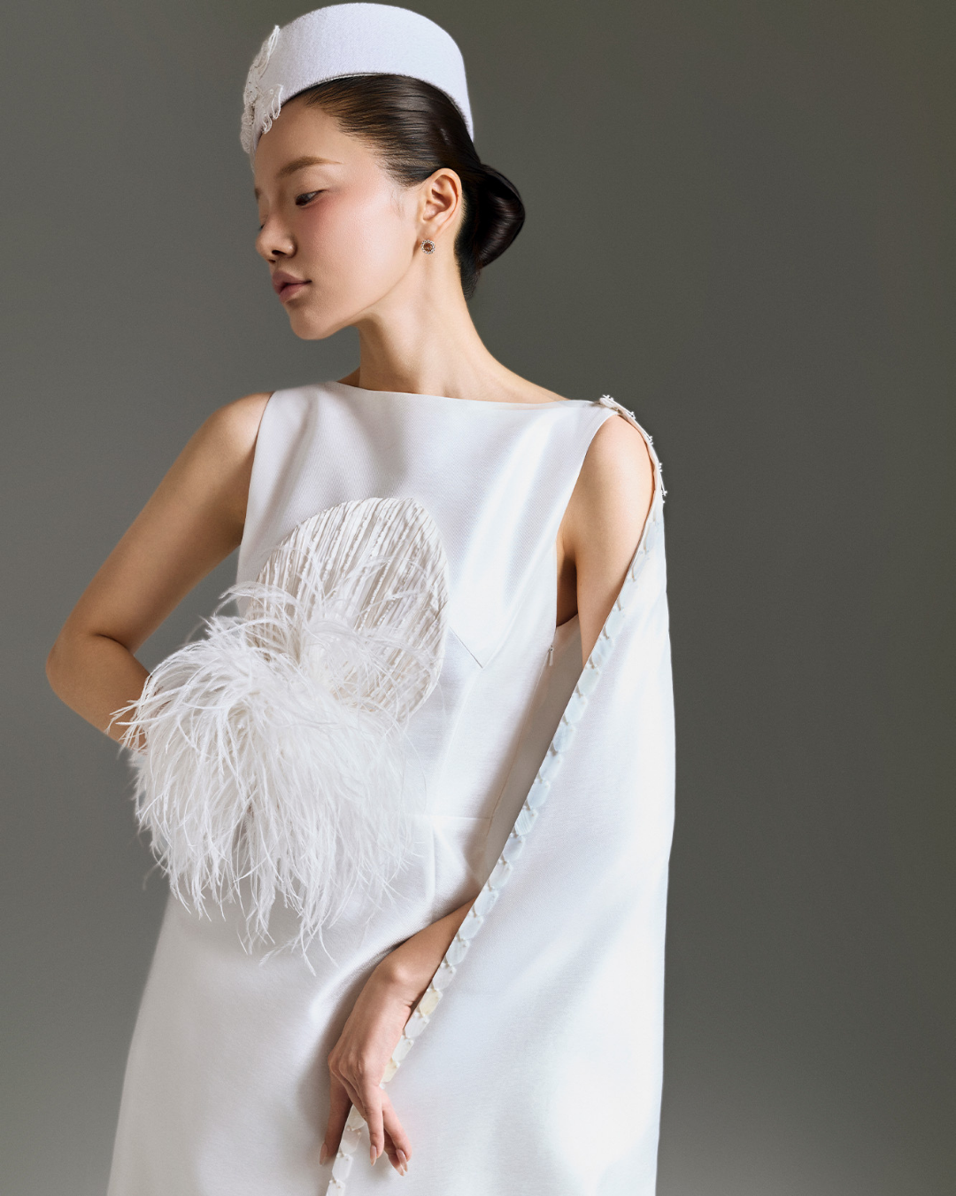 BODHI FEATHER FAN