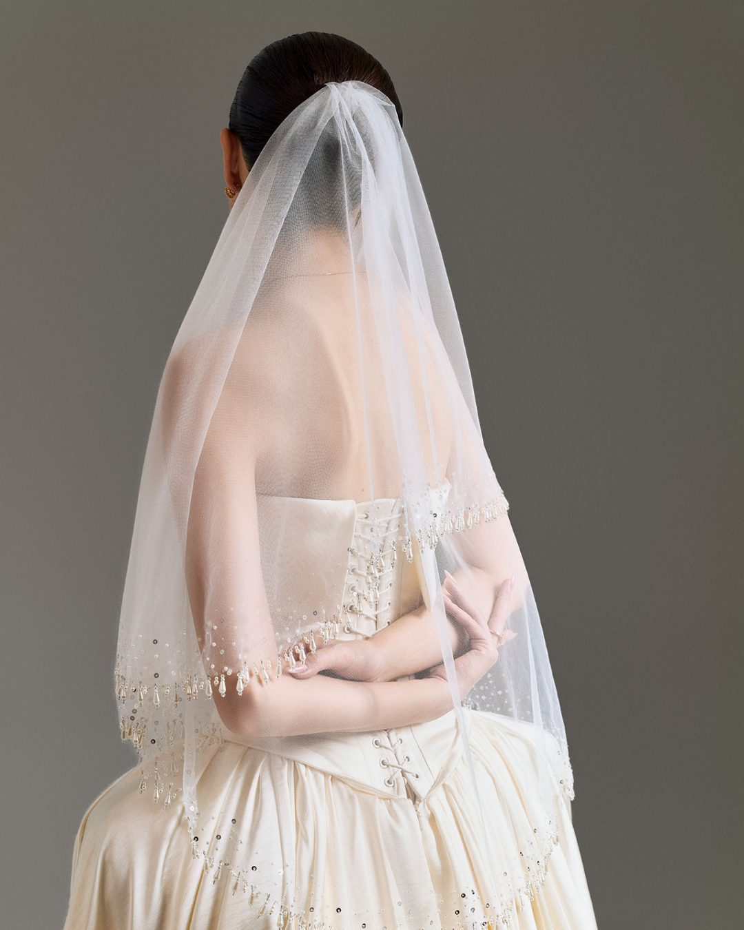 PEARL FRINGE VEIL