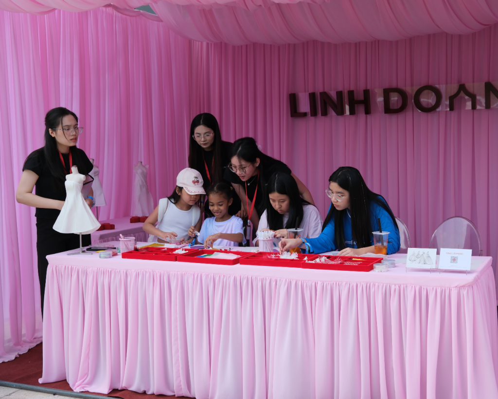 RECAP: HOW TO BE A FASHION DESIGNER WORKSHOP AT UNIS SPRING FAIR 2026