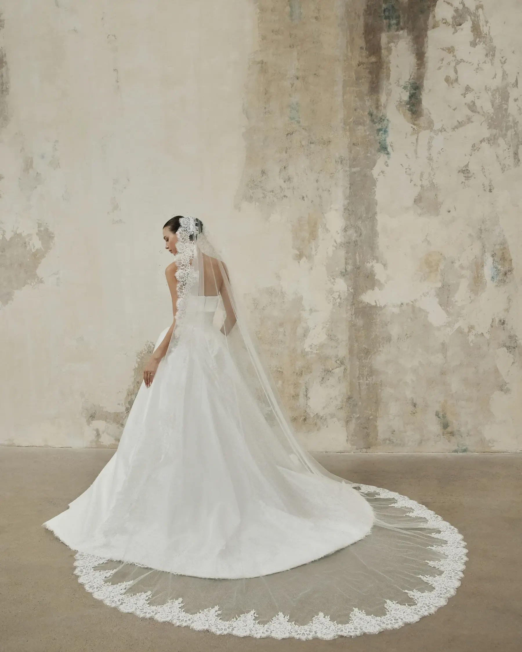 SACRED LACE VEIL - Image 3